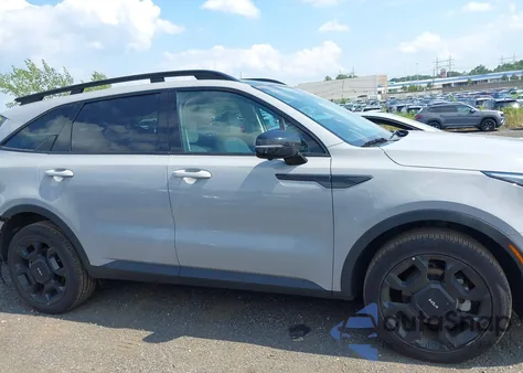 2024 Kia Sorento X-Line Sx z USA, uszkodzony, nr VIN 5XYRKDJF7RG301688